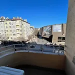 Апартамент Varna Apartment