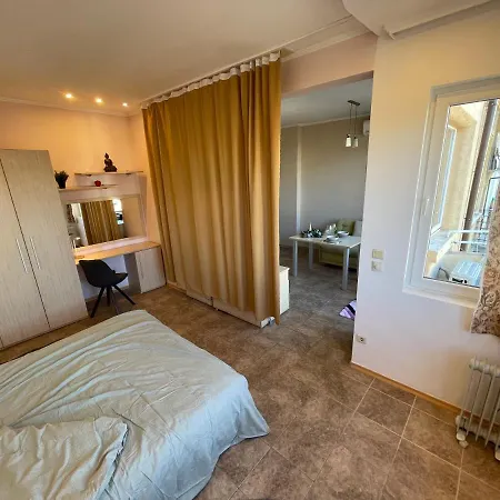 Varna Apartment דירה