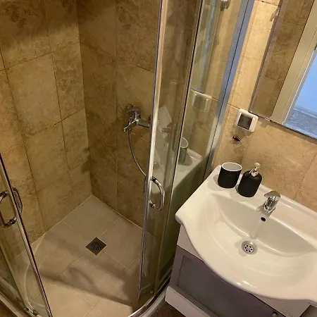 Varna Apartment דירה