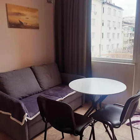 Varna Apartment Апартамент